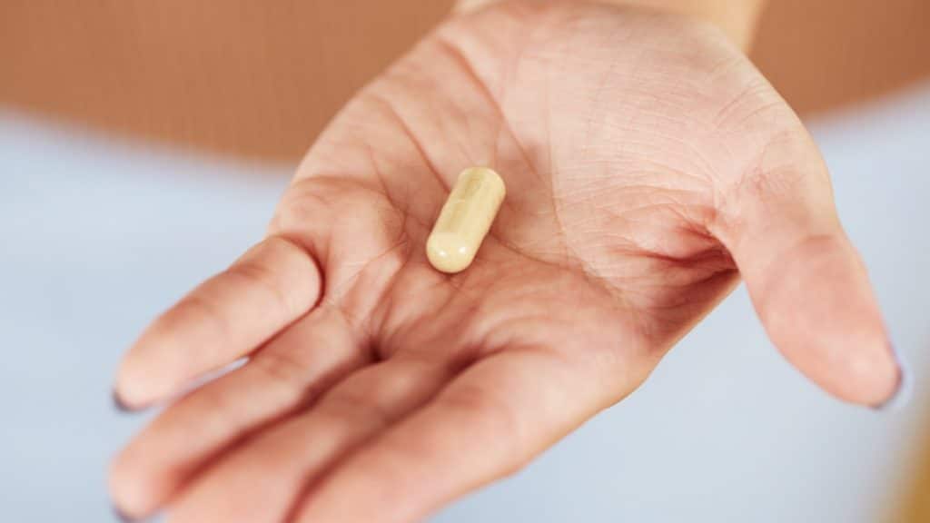 Read more about the article WHAT YOU SHOULD KNOW BEFORE TAKING VITAMIN SUPPLEMENTS